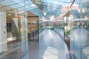 Janelia Farm Research Campus - Glass Corridor